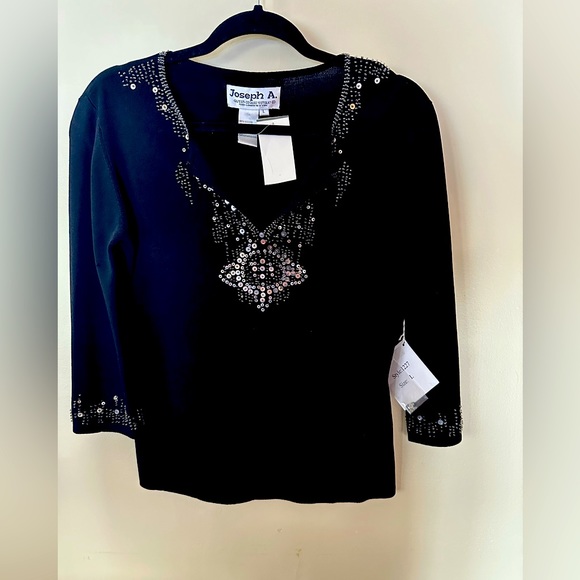 Black Knit Top w Sequin Design by Joseph A Paris London New York Size Large - Picture 1 of 6